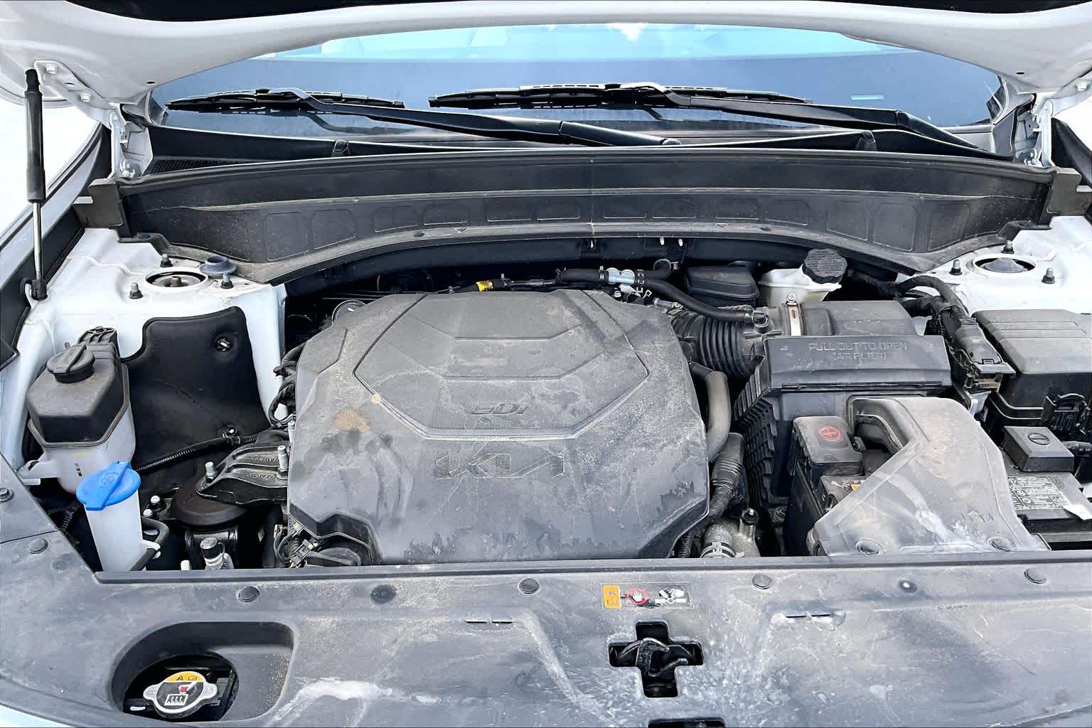 2025 Kia Telluride S Glacial White Pearl at Westside Kia
