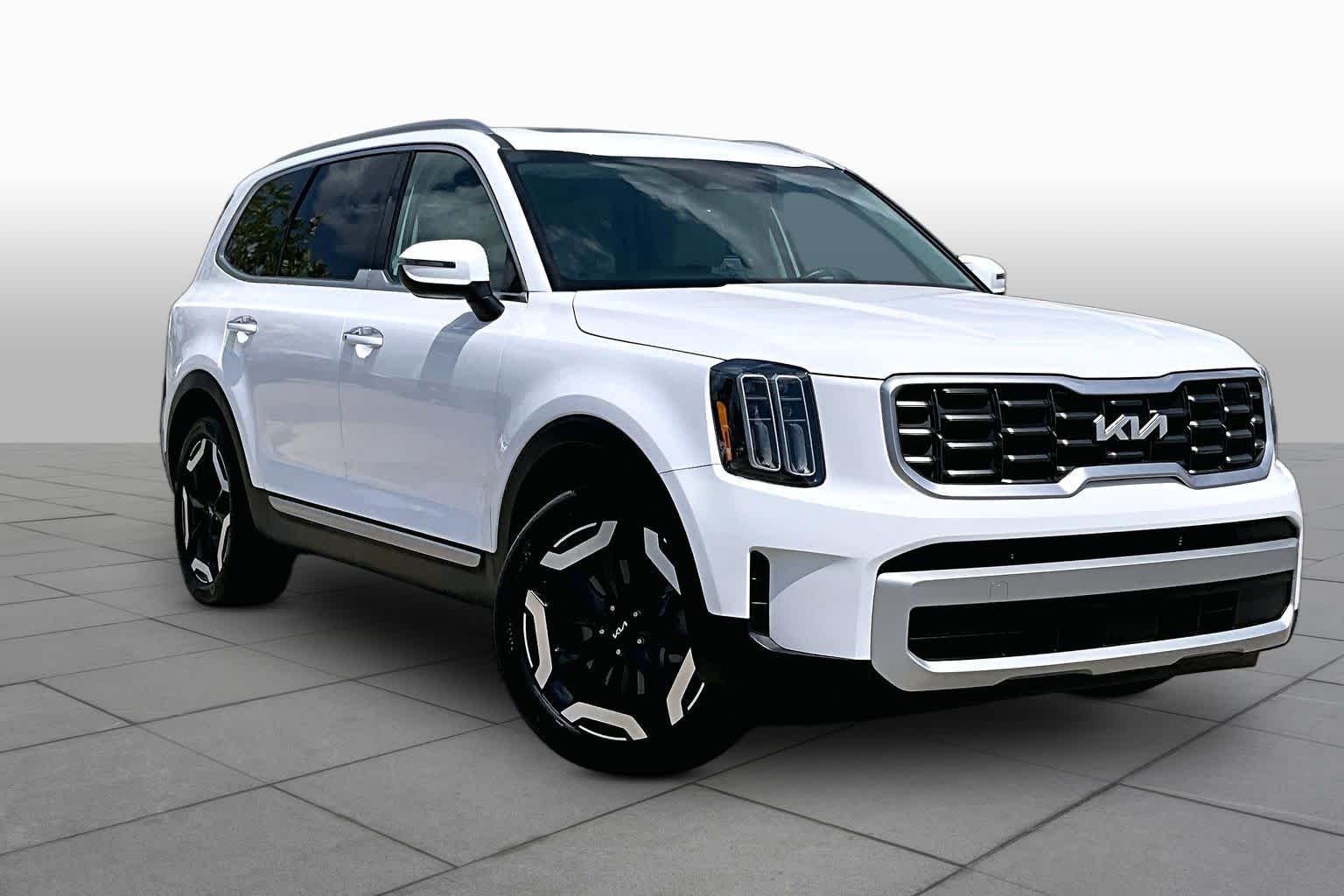 2025 Kia Telluride S Glacial White Pearl at Westside Kia