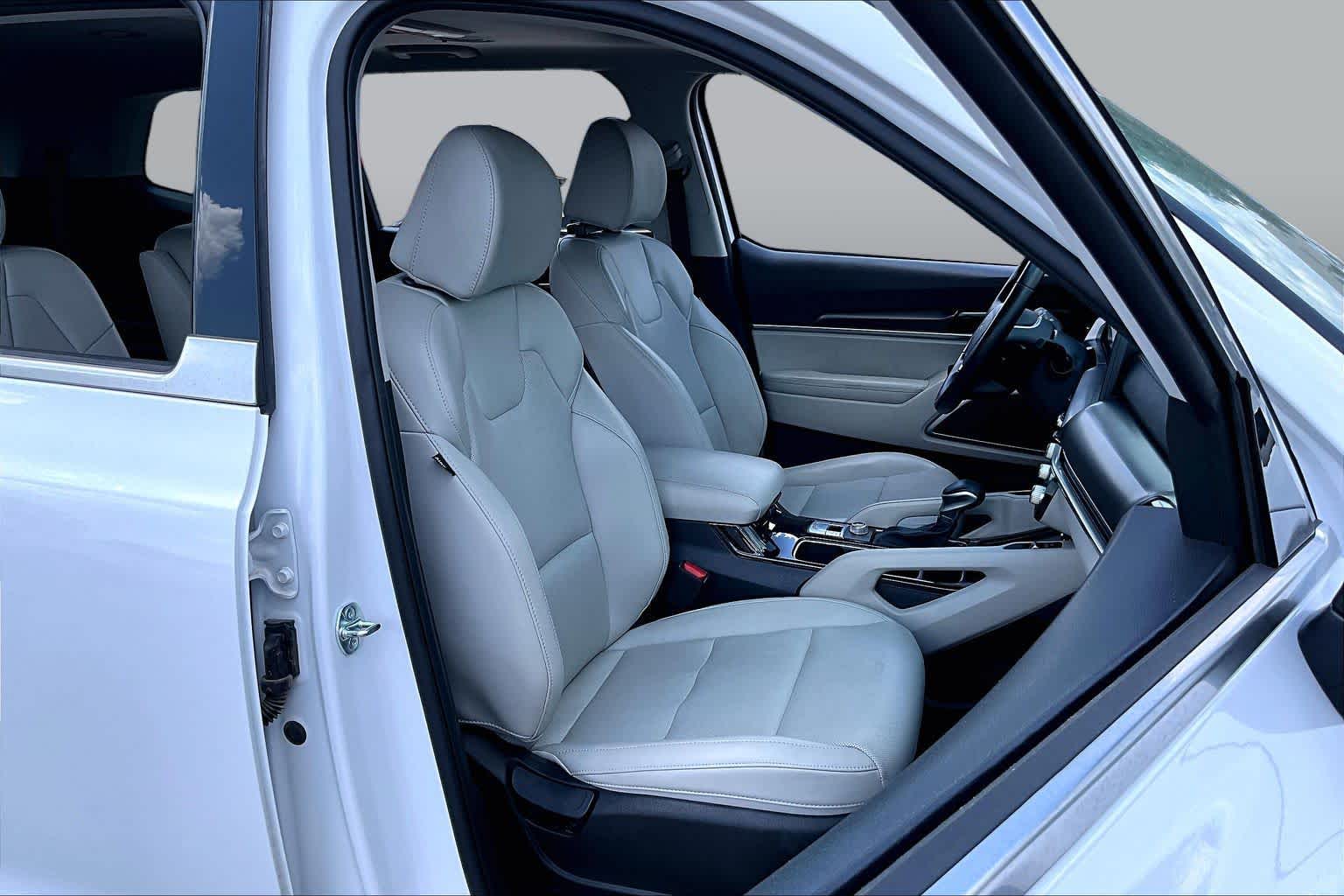 2025 Kia Telluride S Glacial White Pearl at Westside Kia