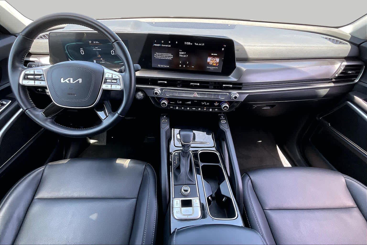 2025 Kia Telluride S Glacial White Pearl at Beck & Masten Kia