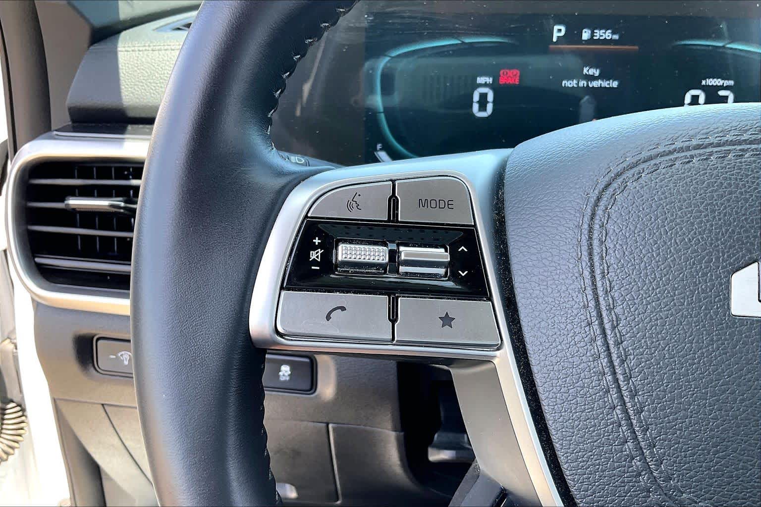 2025 Kia Telluride S Glacial White Pearl at Beck & Masten Kia