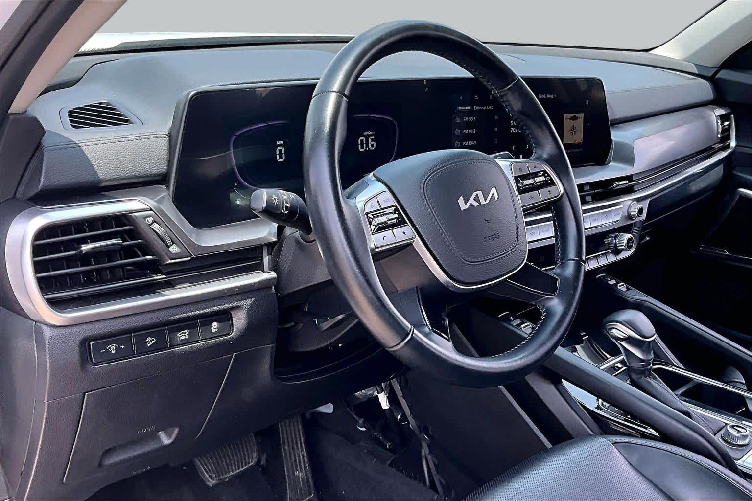 2025 Kia Telluride S Glacial White Pearl at Westside Kia