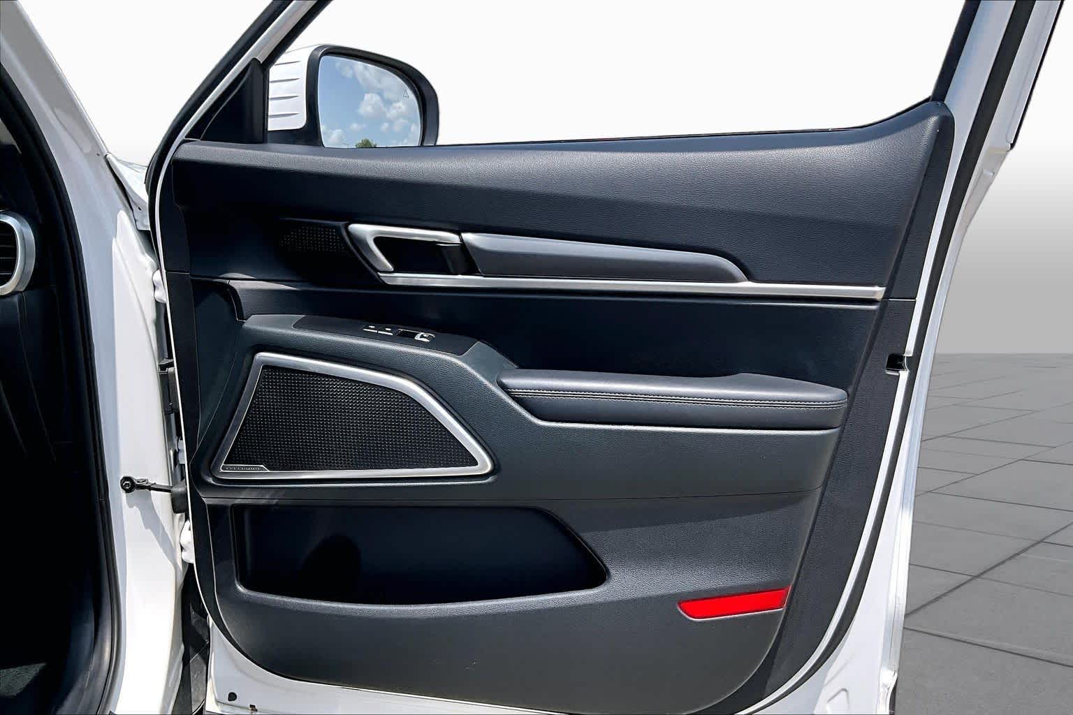 2025 Kia Telluride S Glacial White Pearl at Westside Kia