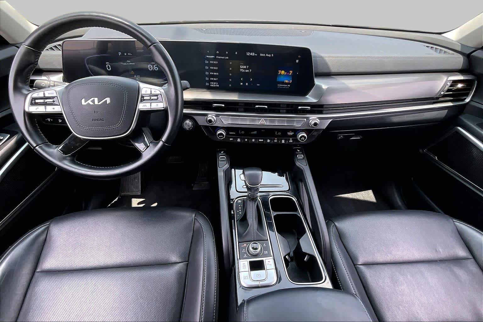 2025 Kia Telluride S Glacial White Pearl at Westside Kia