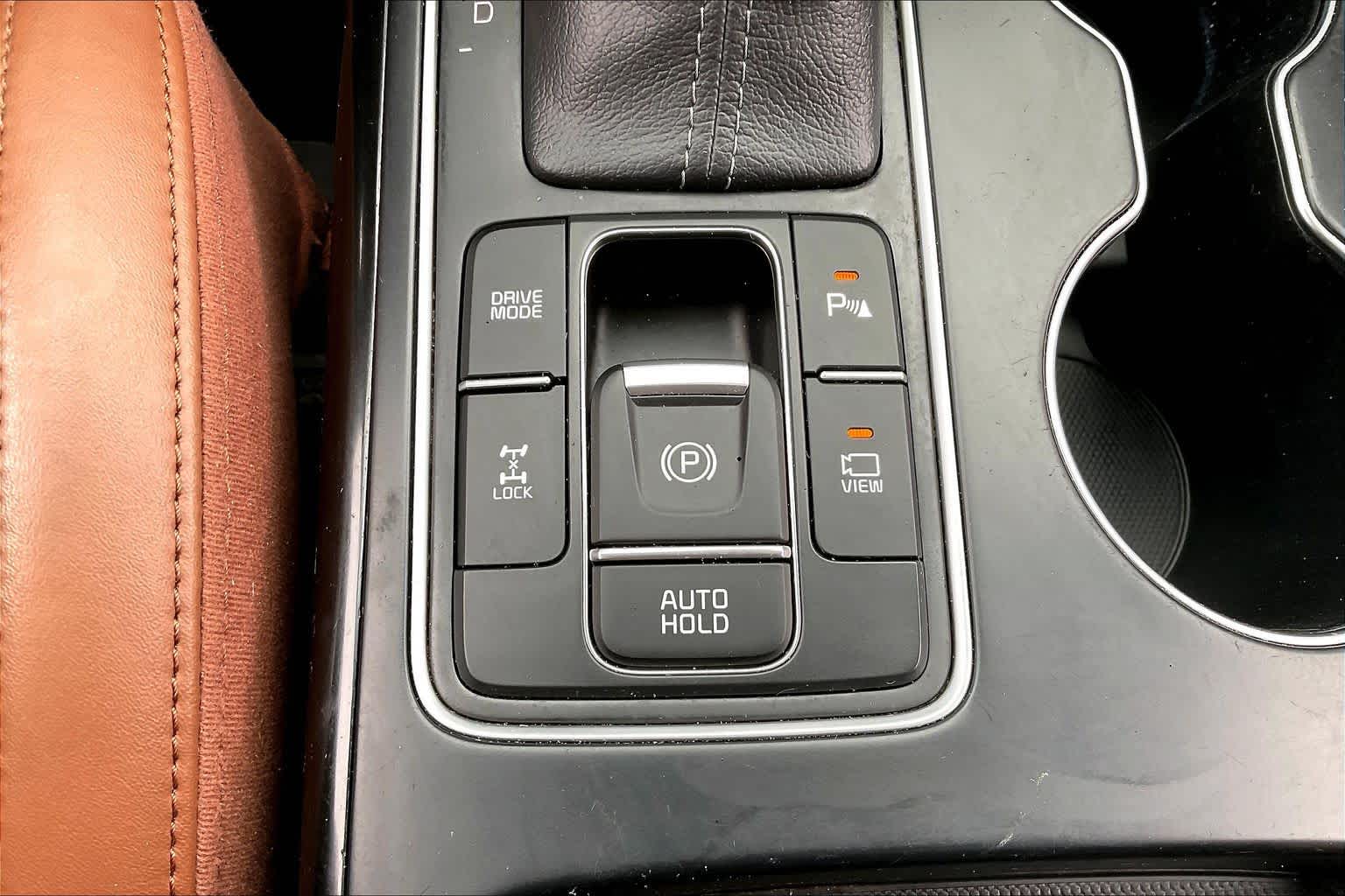 2019 Kia Sorento SX Limited V6 Titanium Silver at AutoNation USA Katy