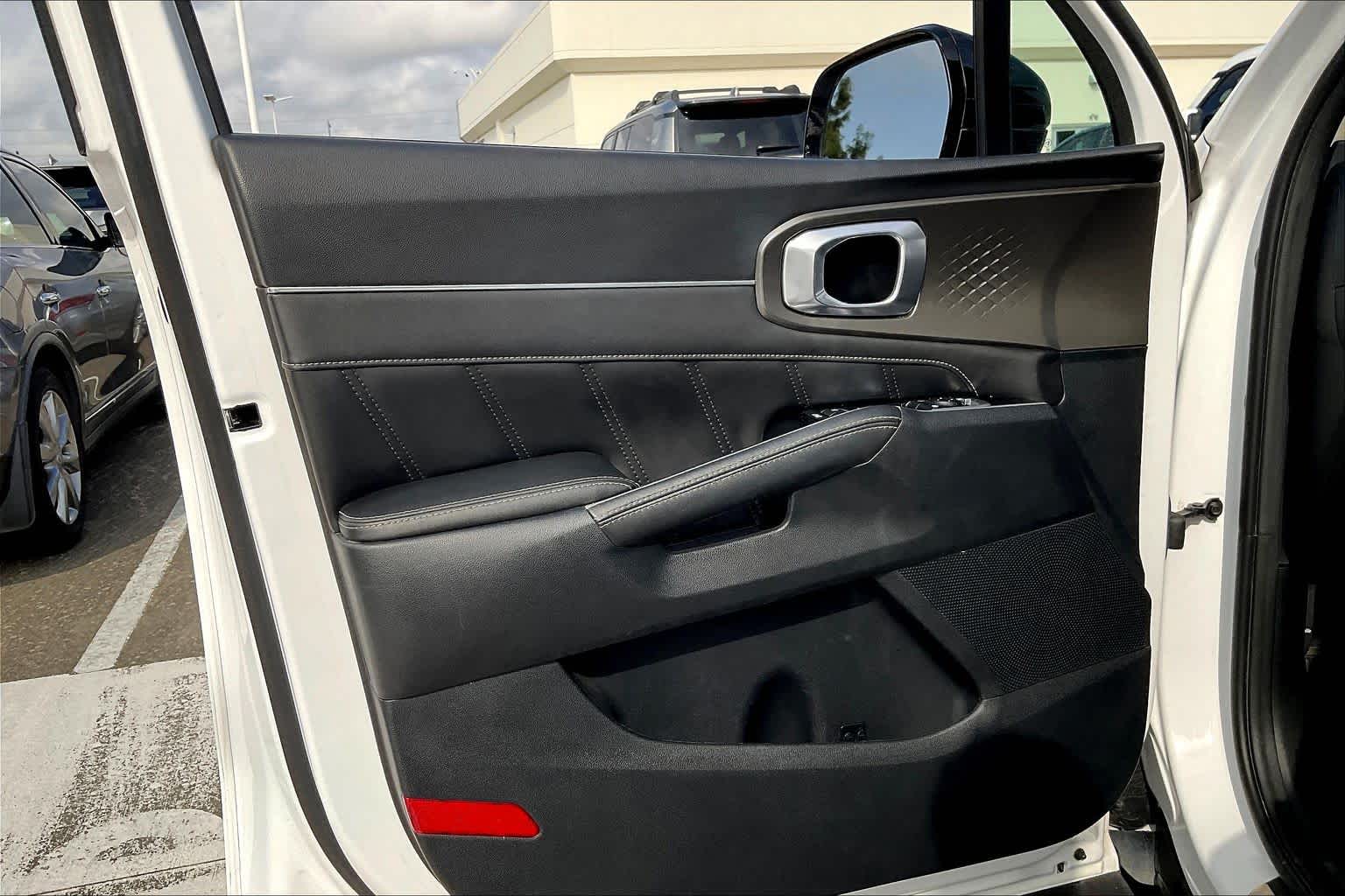 2022 Kia Sorento SX Glacial White Pearl at Lone Star Chevrolet