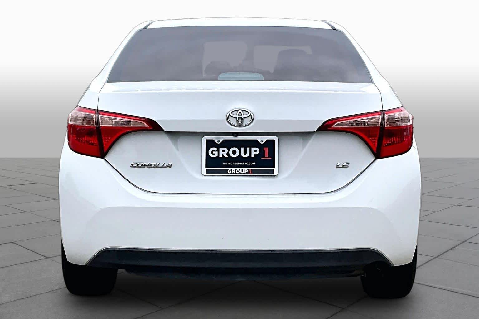 2018 Toyota Corolla LE Super White at AutoNation USA Katy