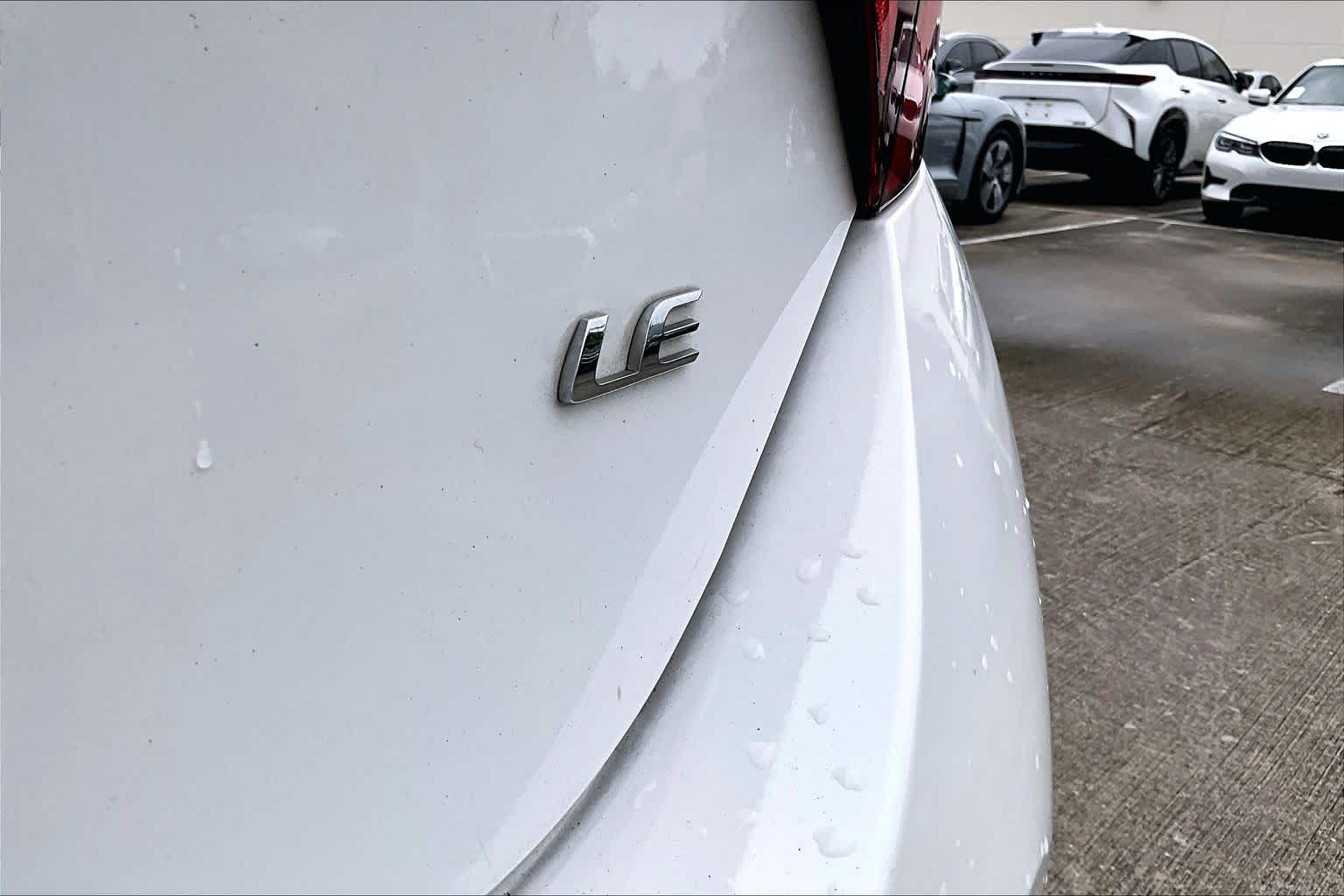 2018 Toyota Corolla LE Super White at AutoNation USA Katy