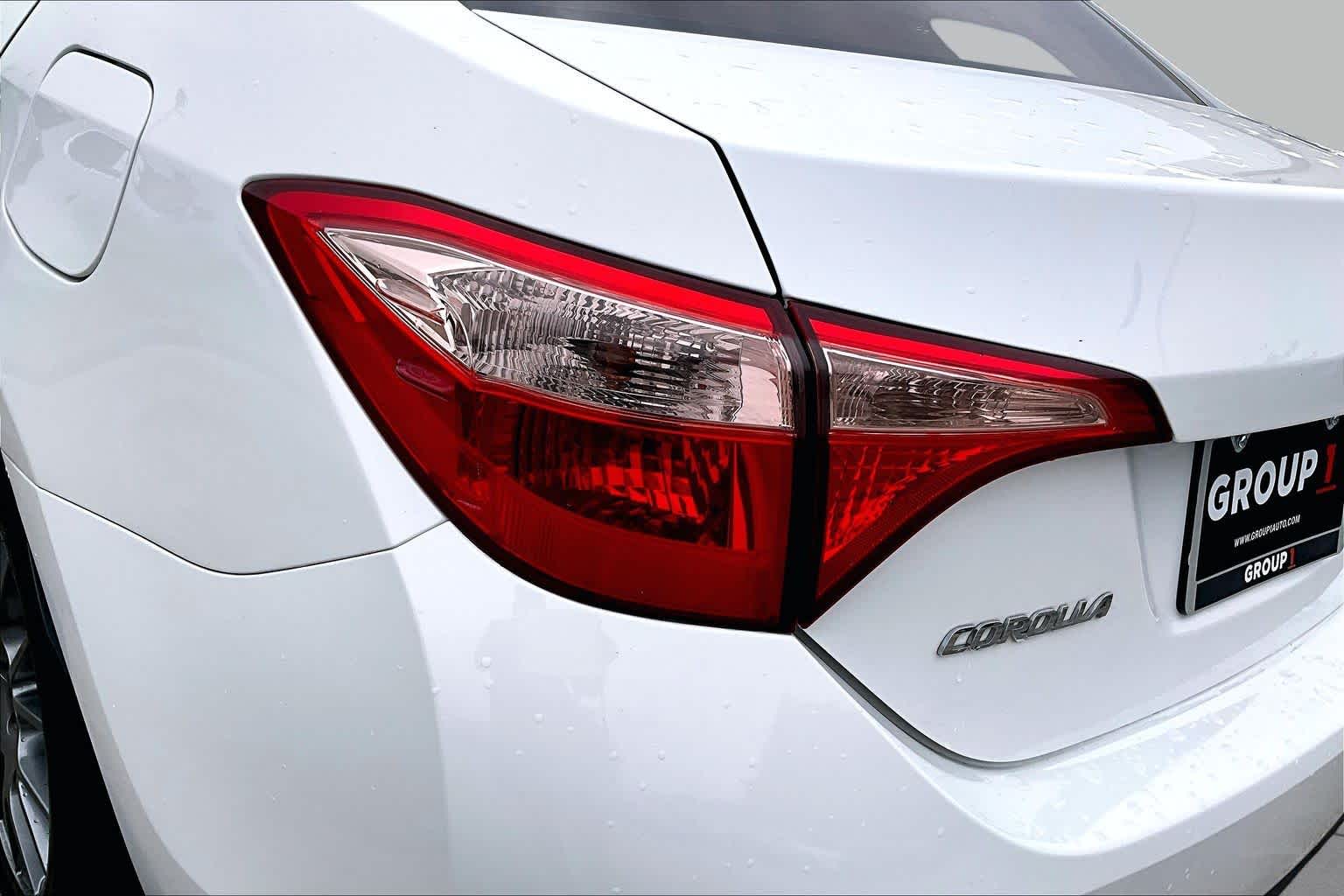2018 Toyota Corolla LE Super White at AutoNation USA Katy