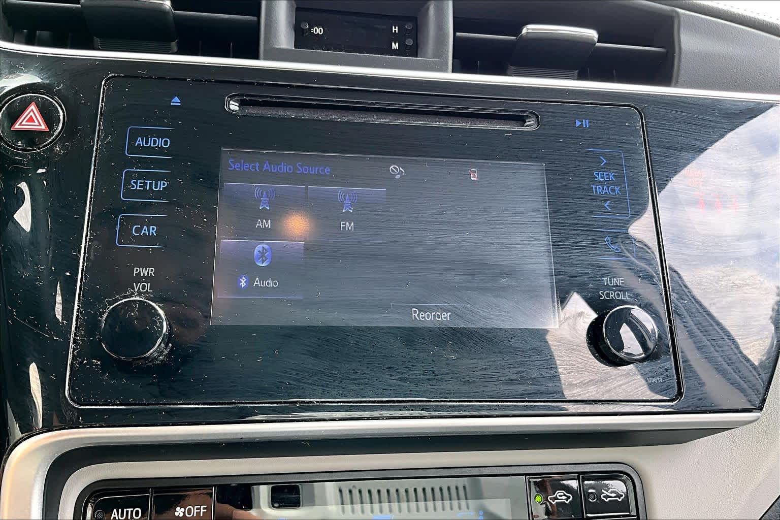 2018 Toyota Corolla photo 32 of 35