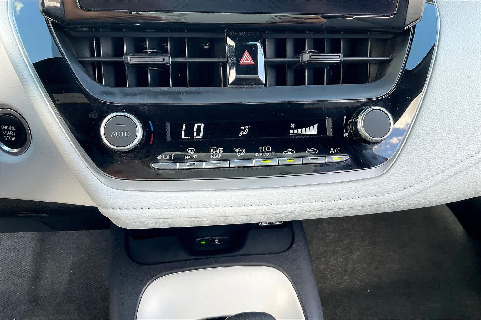 2024 Toyota Corolla SE Midnight Black Metallic at HGreg Houston