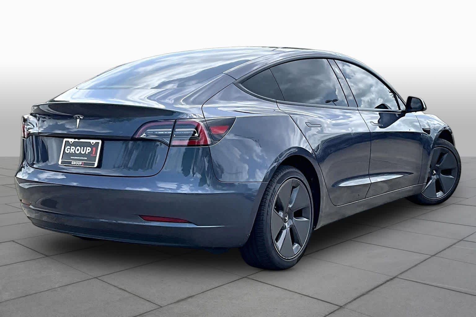 2023 Tesla Model 3 - 9