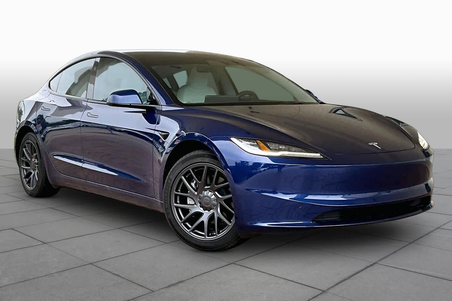 2025 Tesla Model 3 Long Range - 1