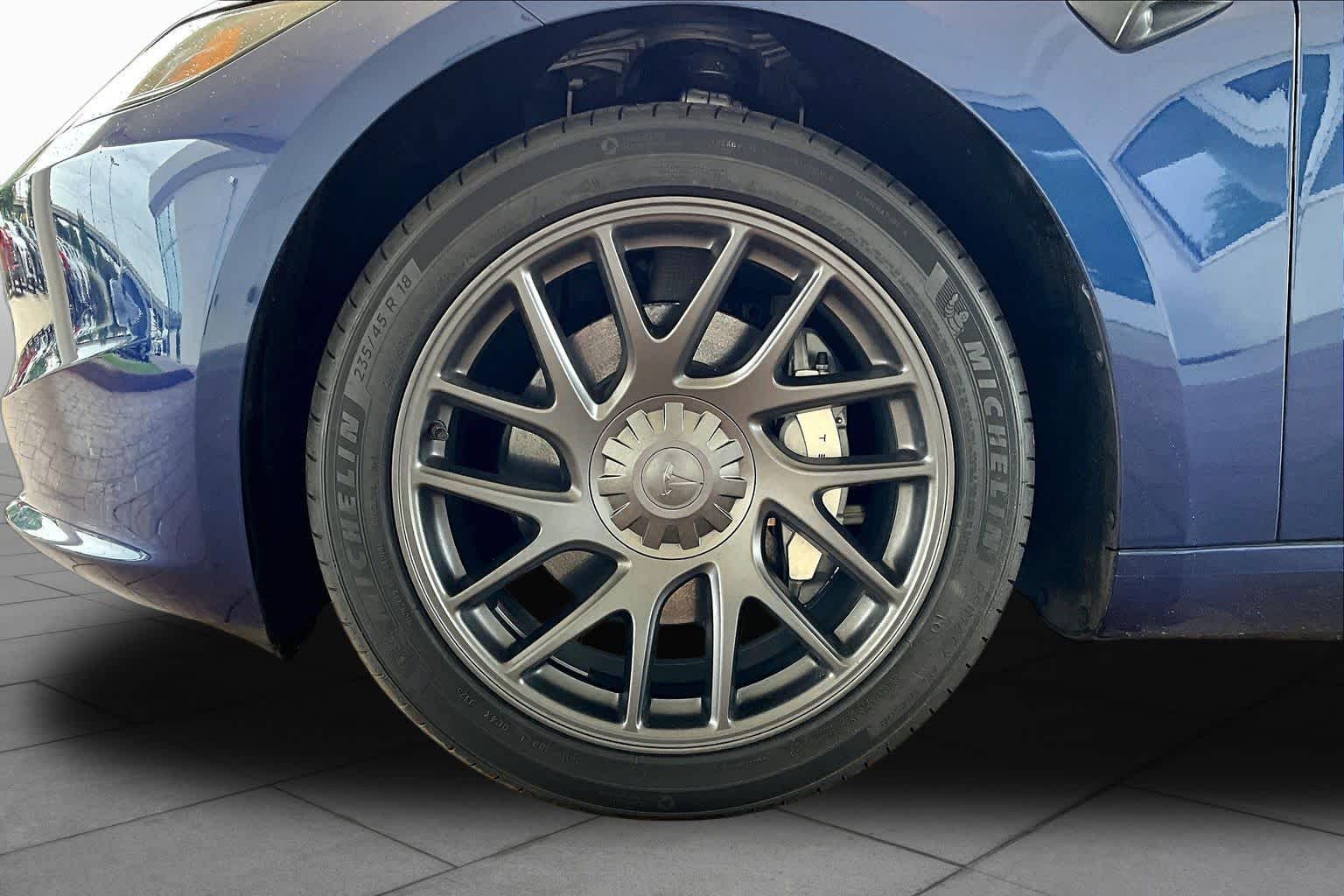 2025 Tesla Model 3 Long Range - 7