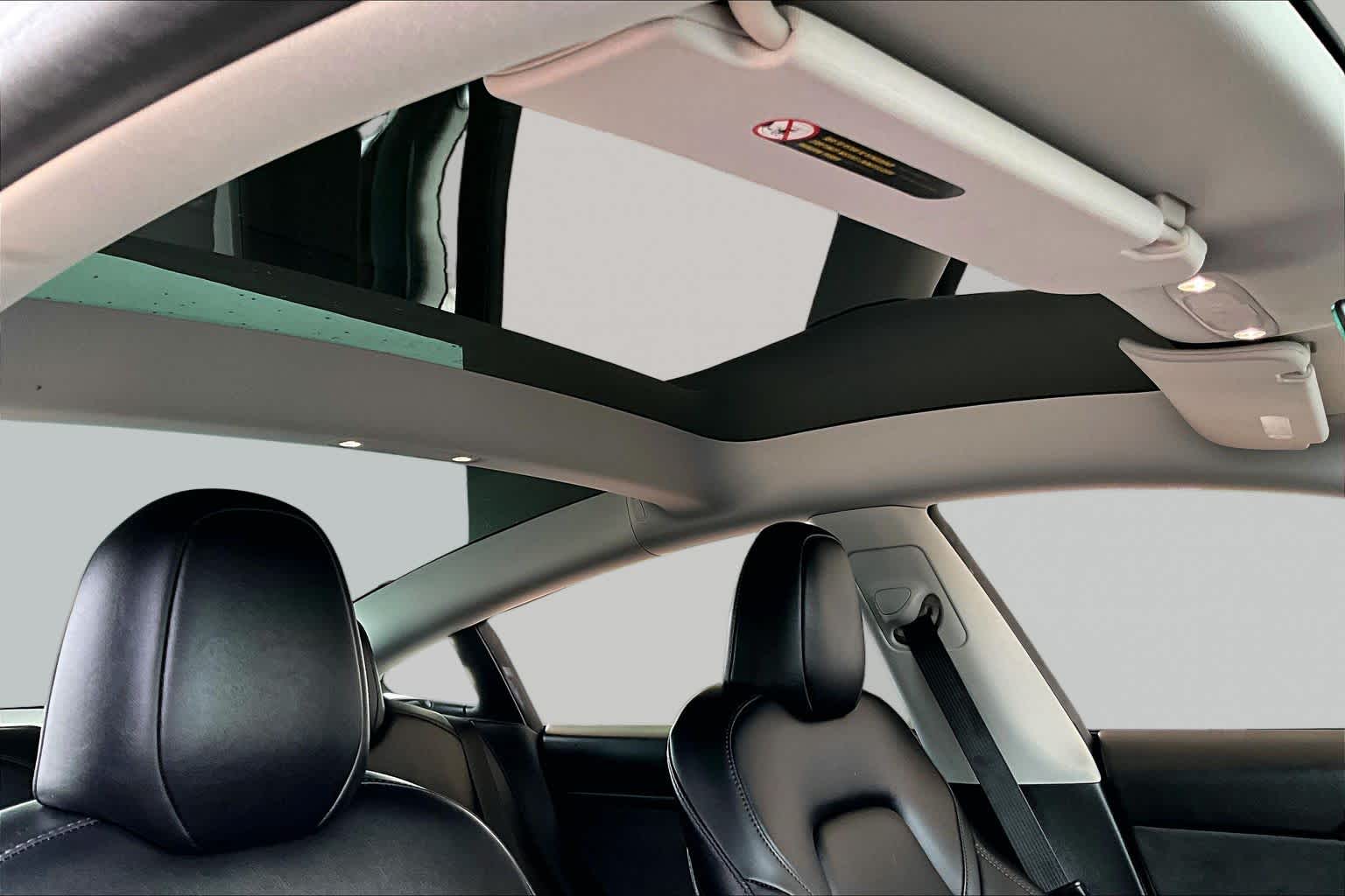 2023 Tesla Model 3 - 10