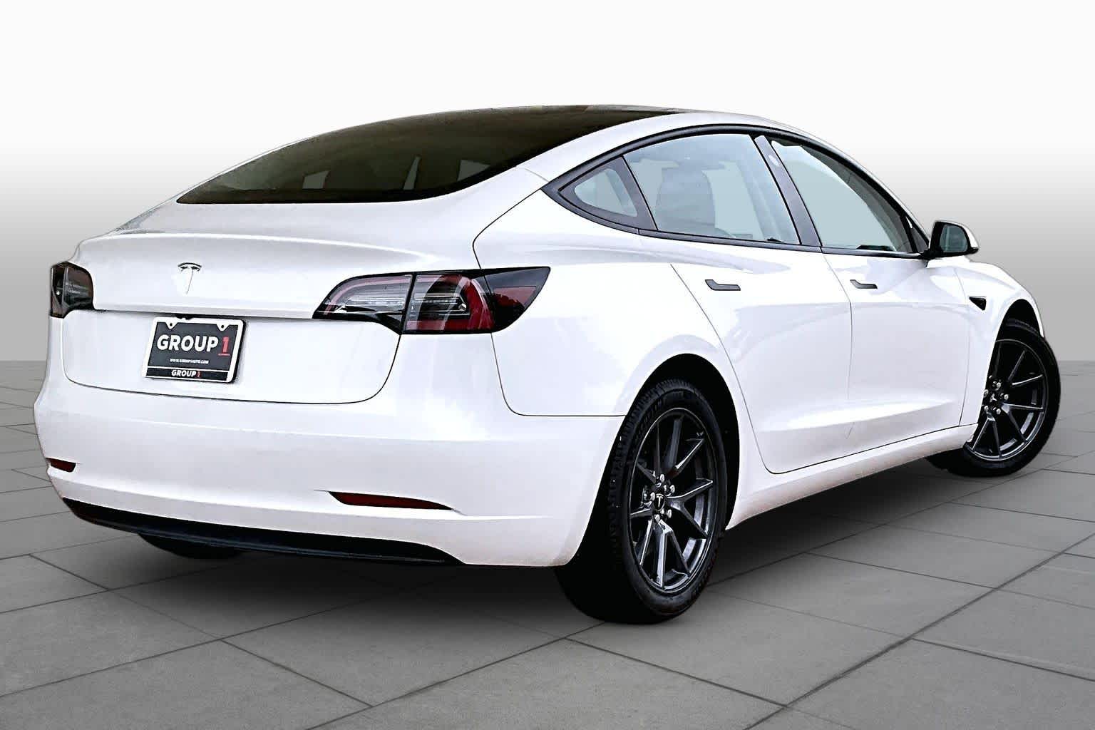 2023 Tesla Model 3 - 9