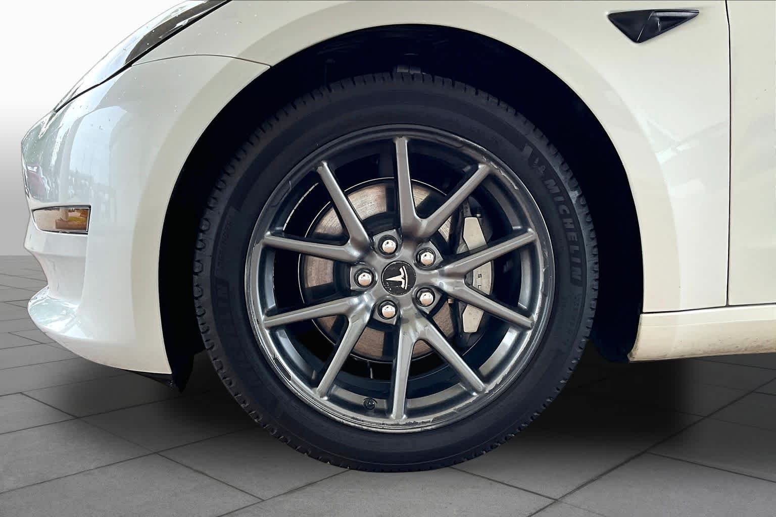2023 Tesla Model 3 - 7