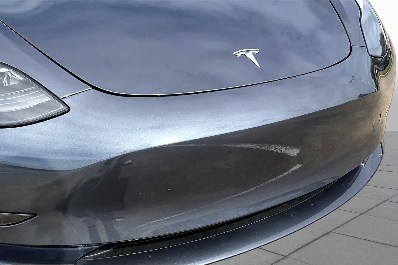 2023 Tesla Model 3 photo 26 of 33