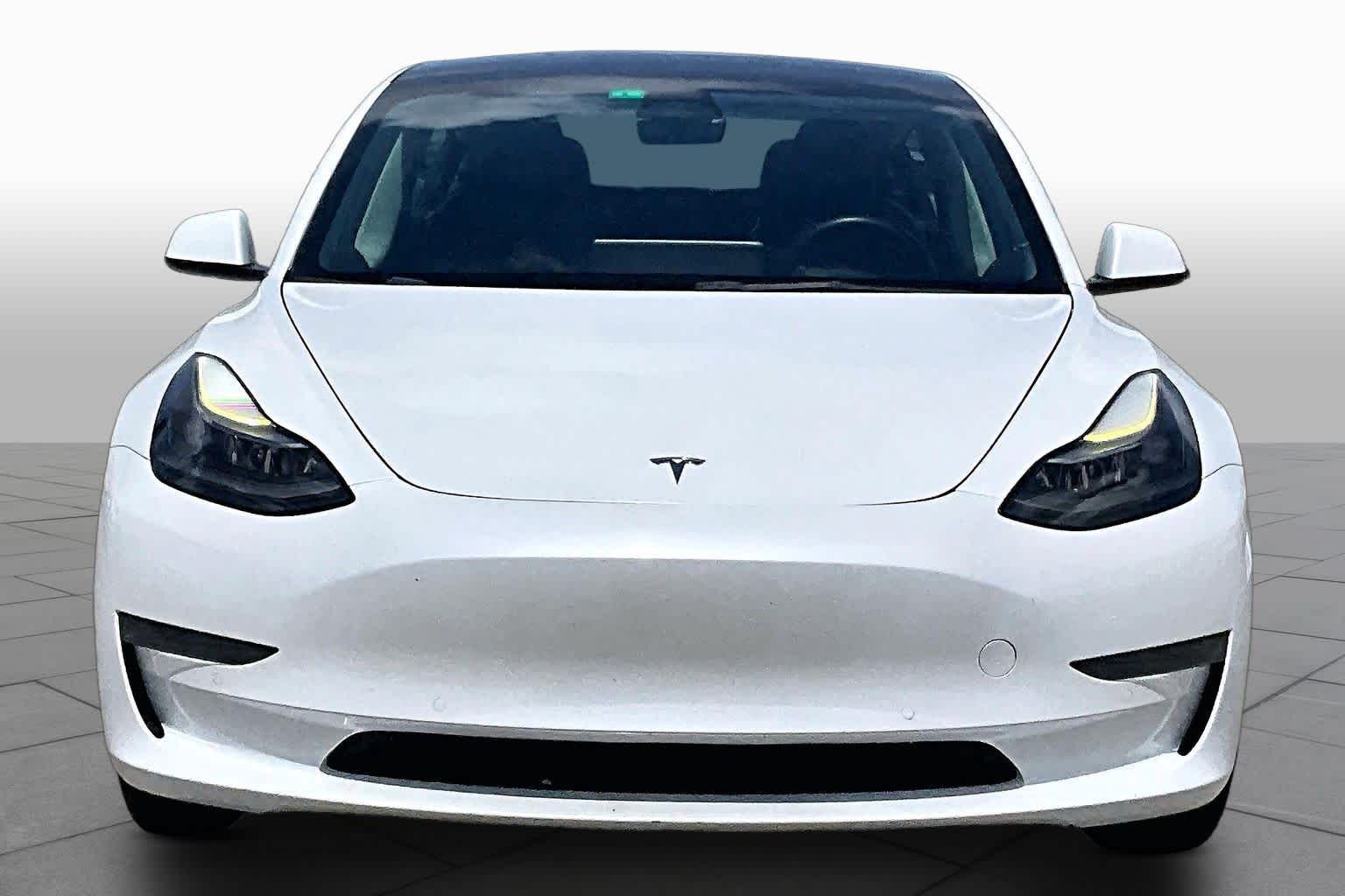 2022 Tesla Model 3 - 2
