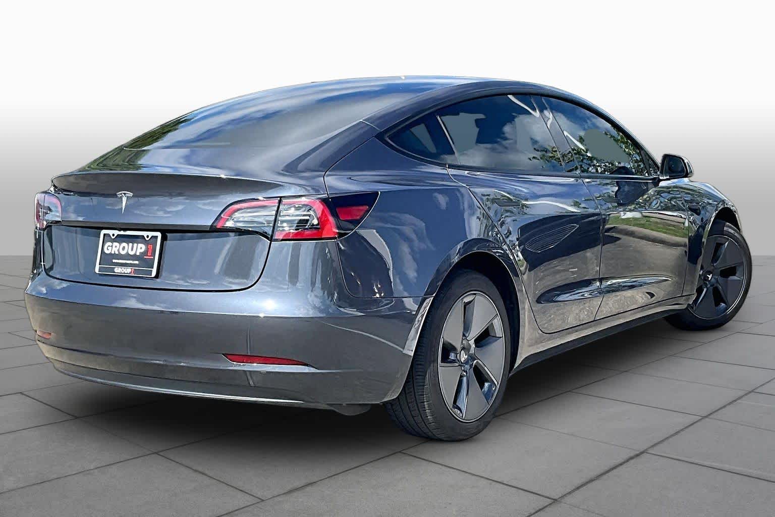 2023 Tesla Model 3 - 9