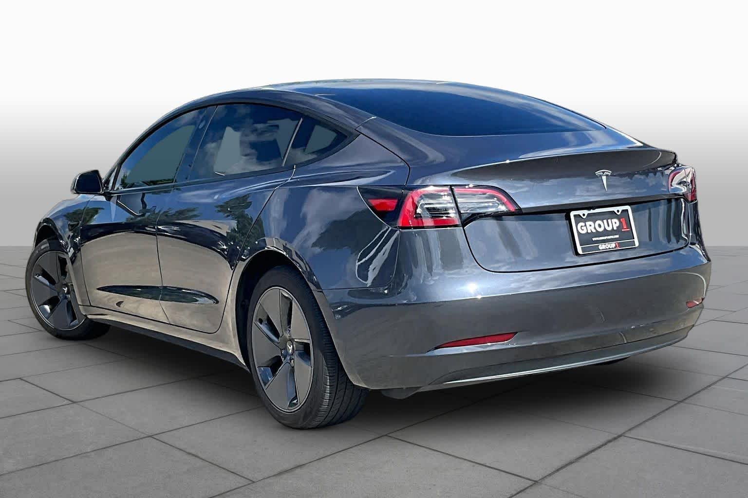 2023 Tesla Model 3 - 8
