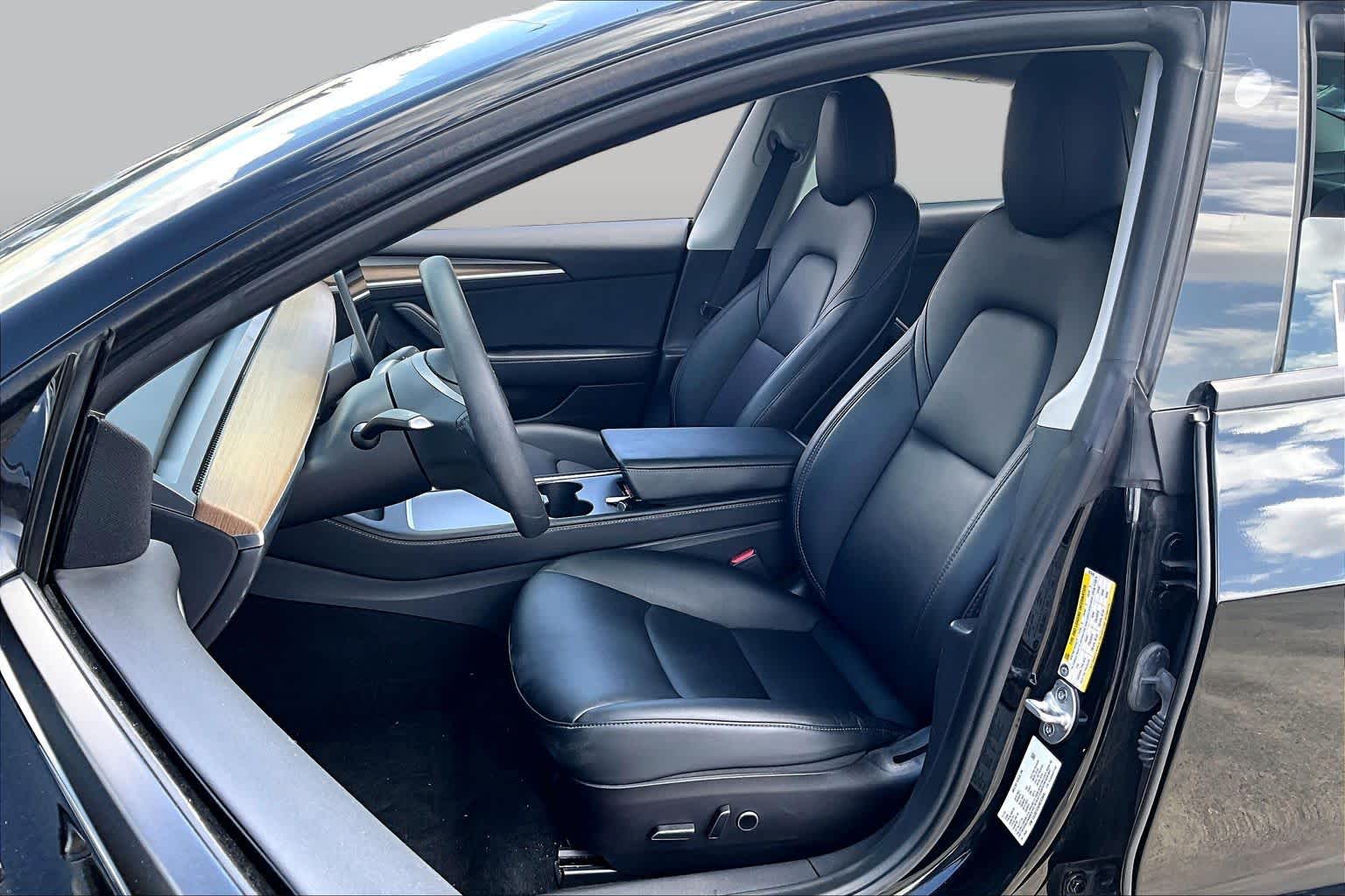2022 Tesla Model 3 - 6