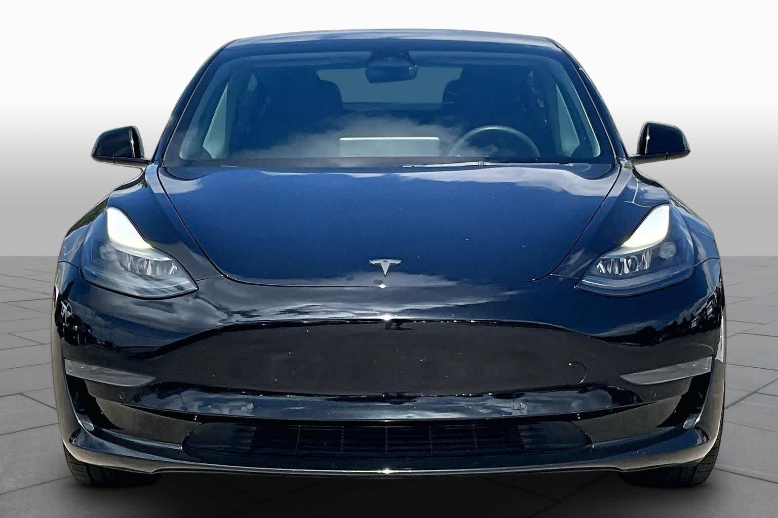 2022 Tesla Model 3 - 2