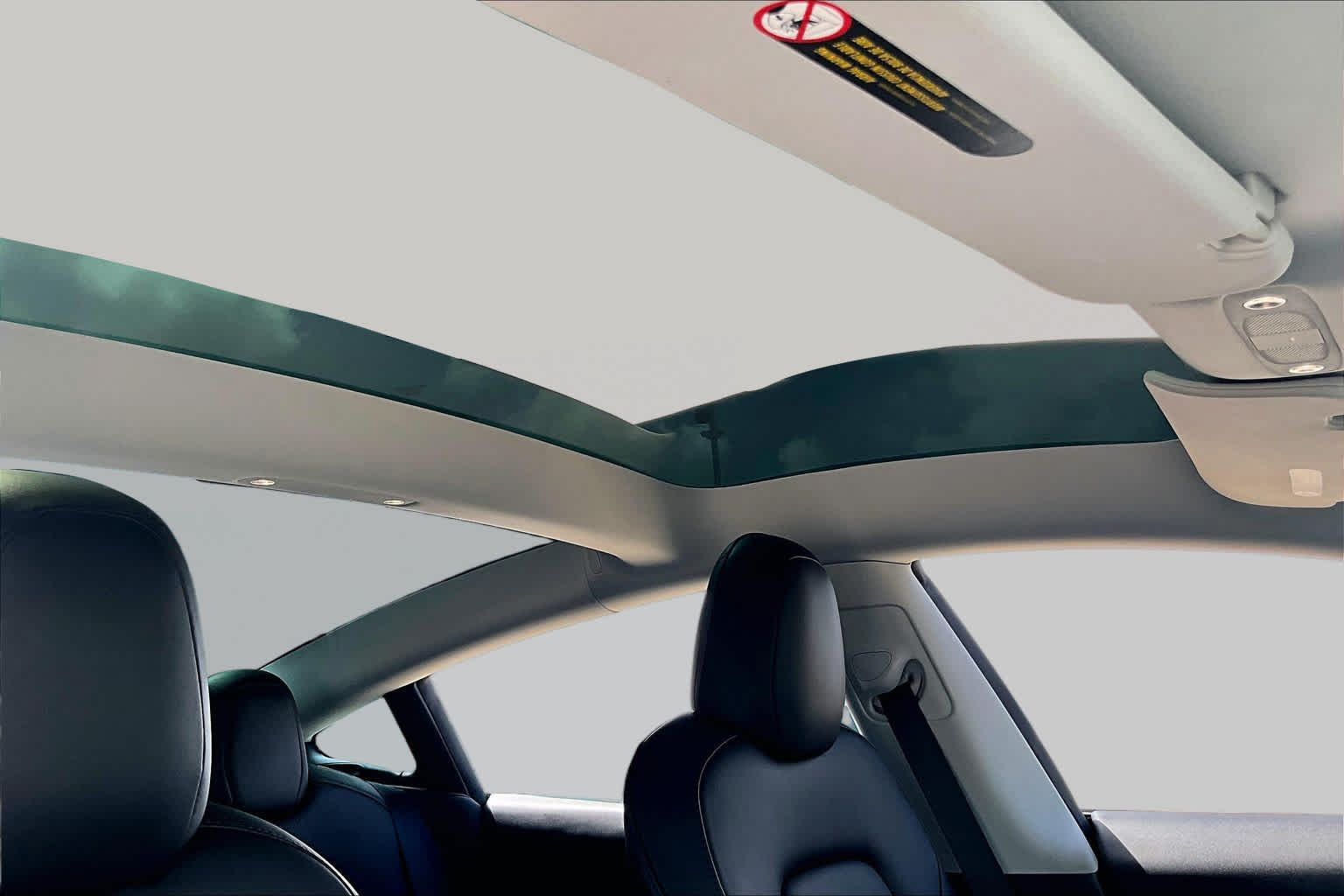 2022 Tesla Model 3 - 11