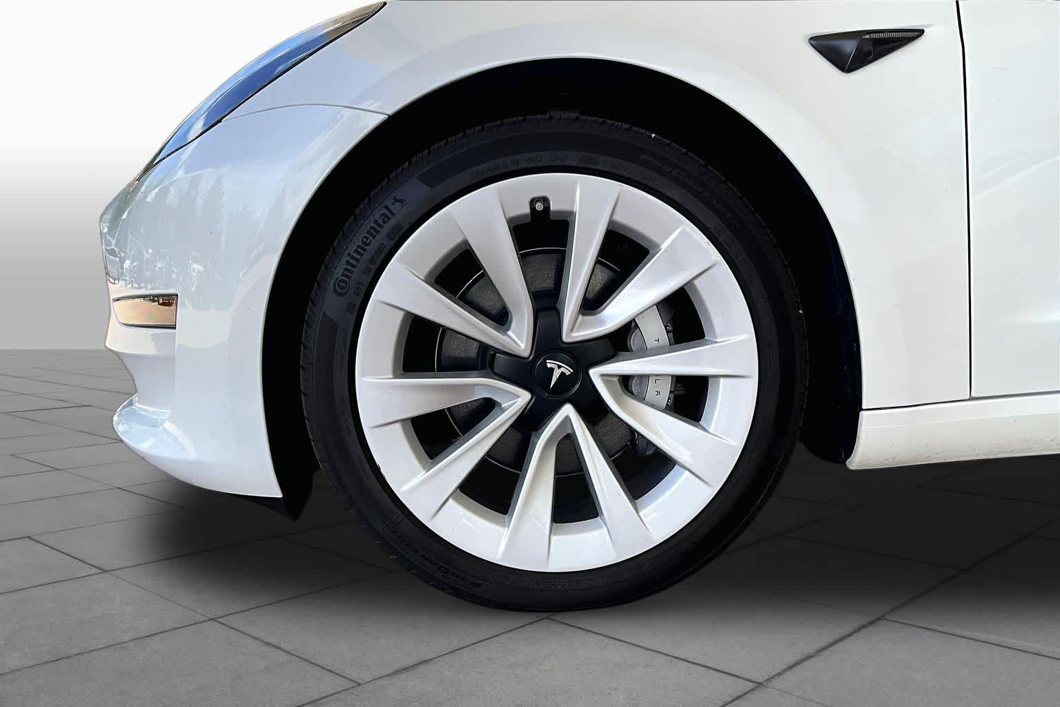2023 Tesla Model 3 - 7