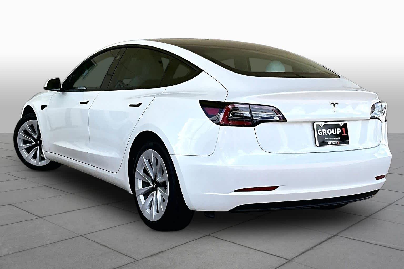 2023 Tesla Model 3 - 8