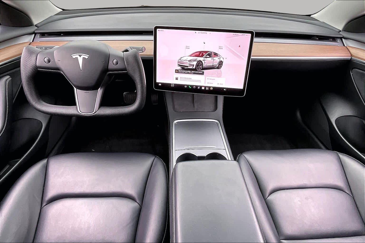 2023 Tesla Model 3 photo 12 of 33