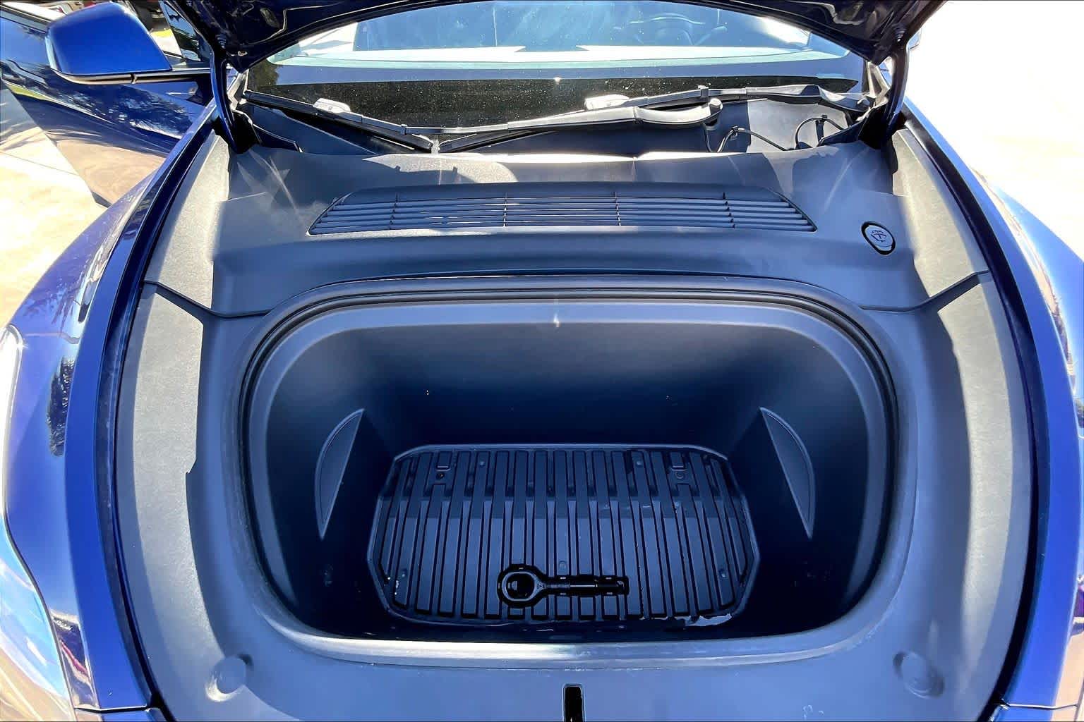 2021 Tesla Model Y Long Range Deep Blue Metallic at AutoNation USA Houston