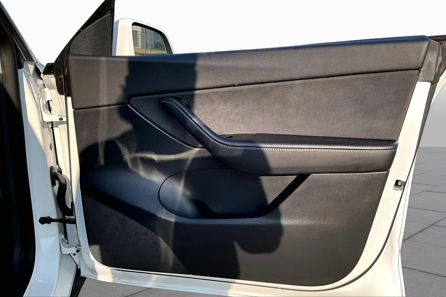 2021 Tesla Model Y Long Range Pearl White Multi-Coat at Auto Boutique Texas