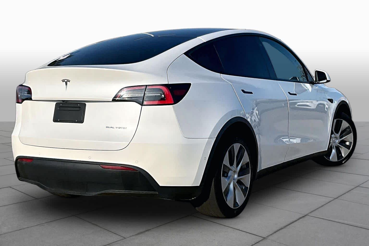 2021 Tesla Model Y Long Range Pearl White Multi-Coat at Auto Boutique Texas
