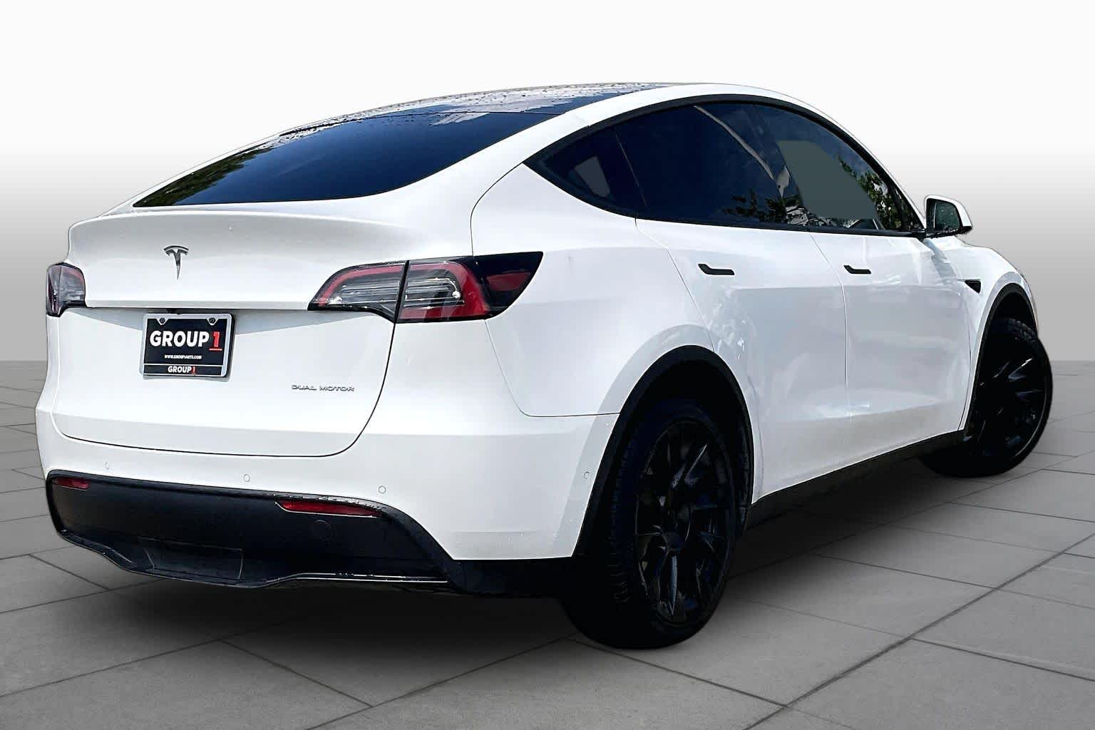 2021 Tesla Model Y Long Range - 10