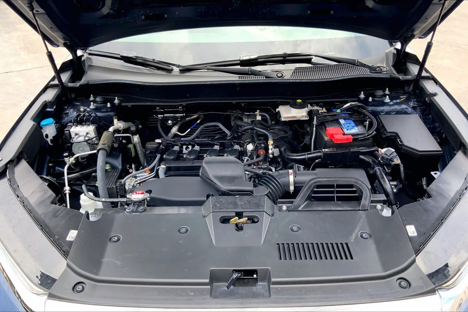 2025 Honda CR-V photo 32 of 36