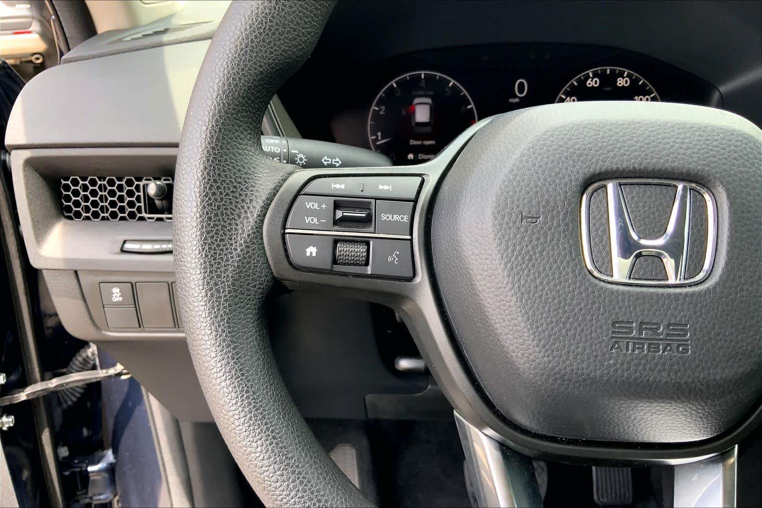 2025 Honda CR-V photo 24 of 36