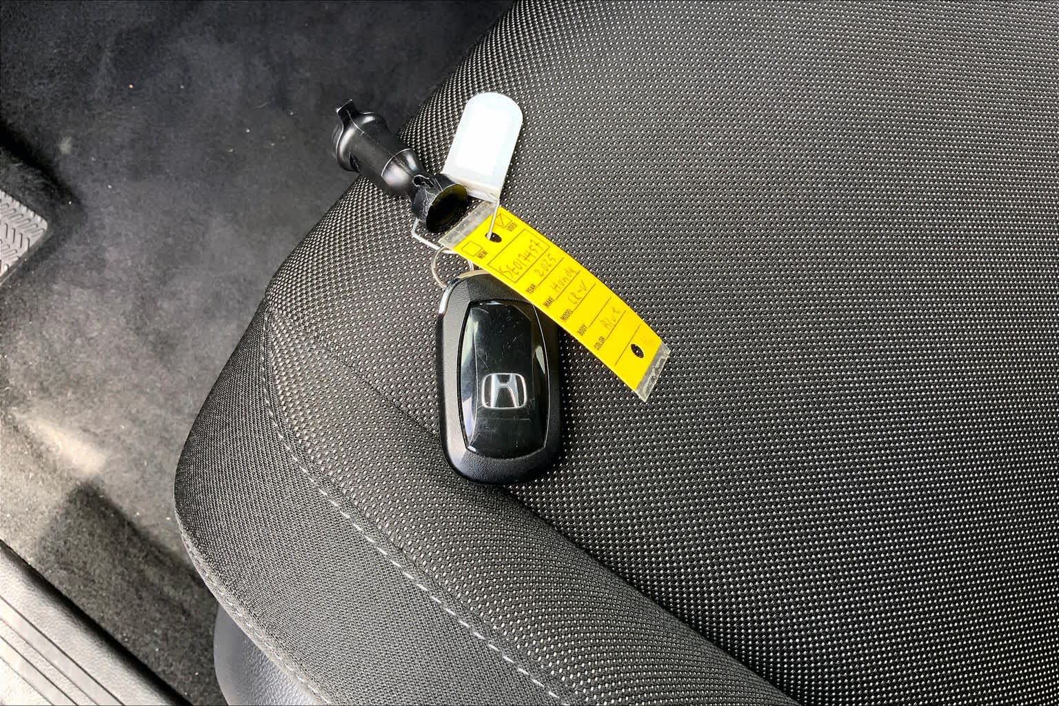 2025 Honda CR-V photo 15 of 36