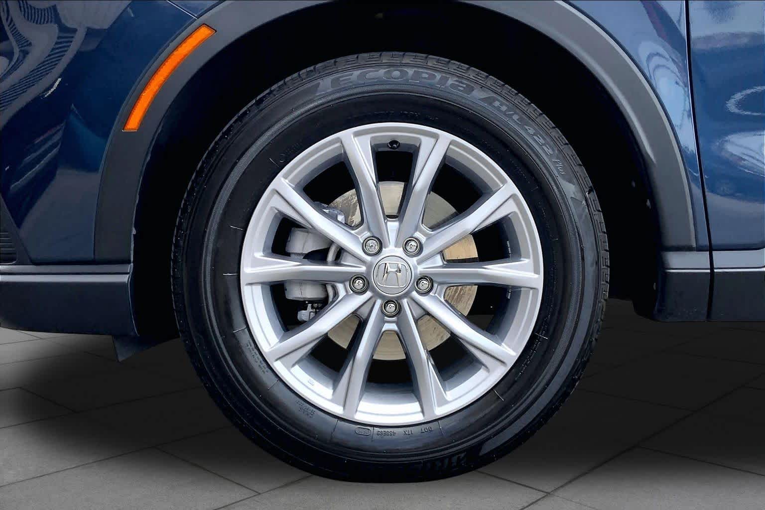 2025 Honda CR-V photo 11 of 36
