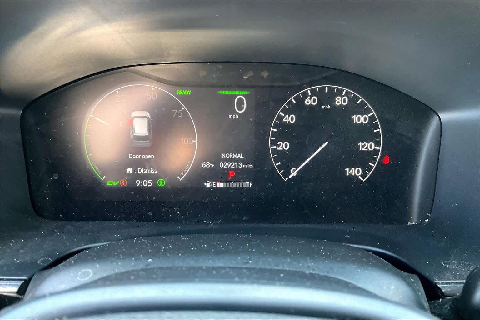 2023 Honda CR-V Hybrid photo 25 of 36
