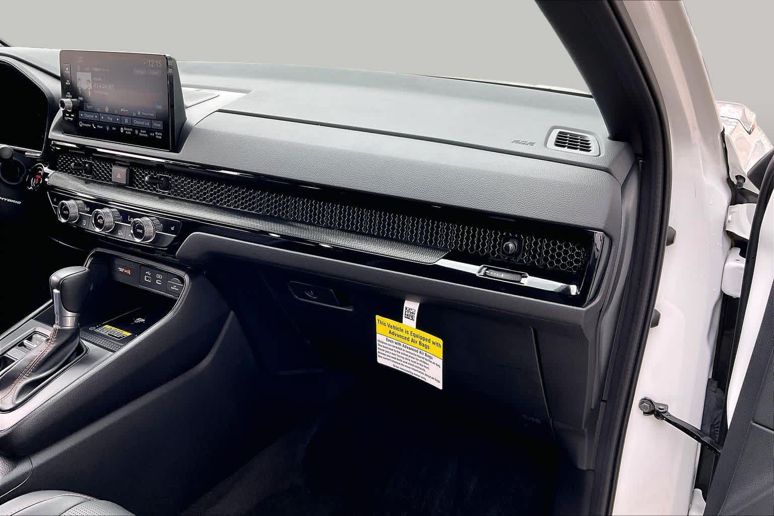 2024 Honda CR-V Hybrid photo 16 of 34