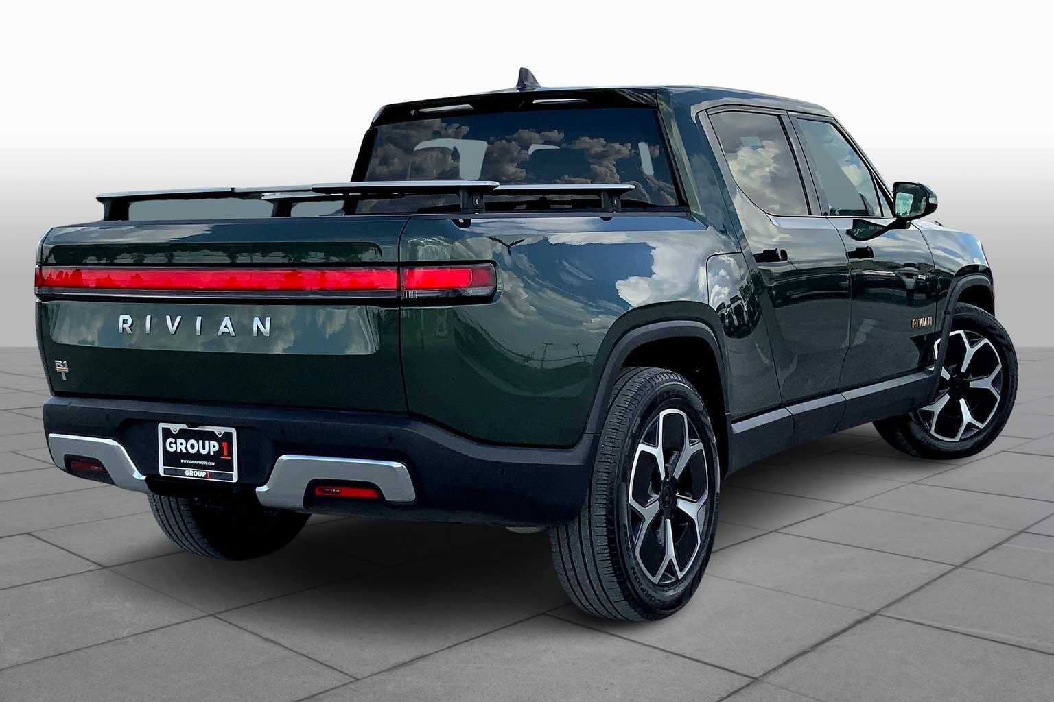 2022 Rivian R1T Adventure Package - 11