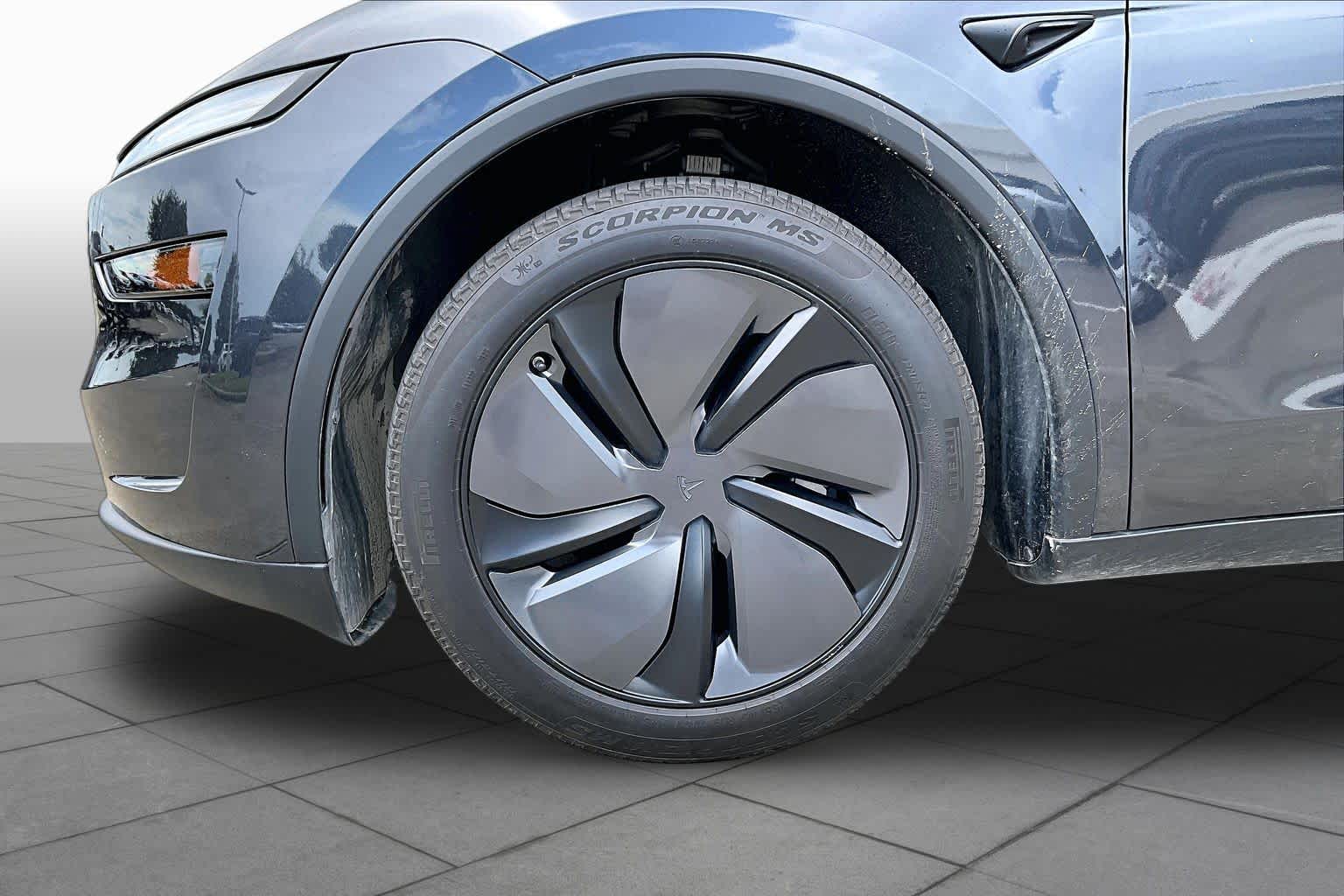 2026 Tesla Model Y Premium - 7