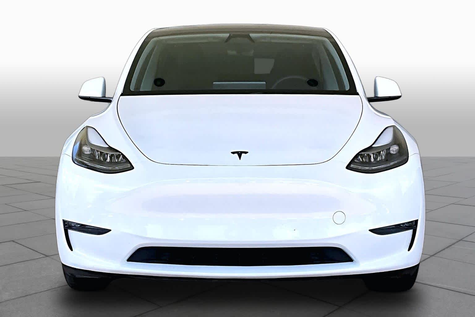 2024 Tesla Model Y Long Range - 2