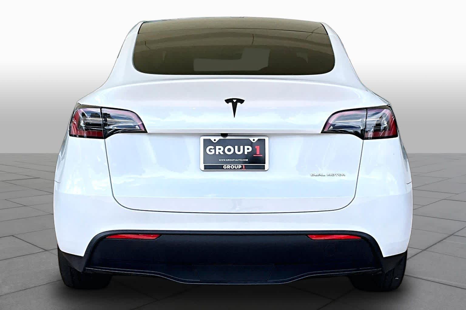 2024 Tesla Model Y Long Range - 3