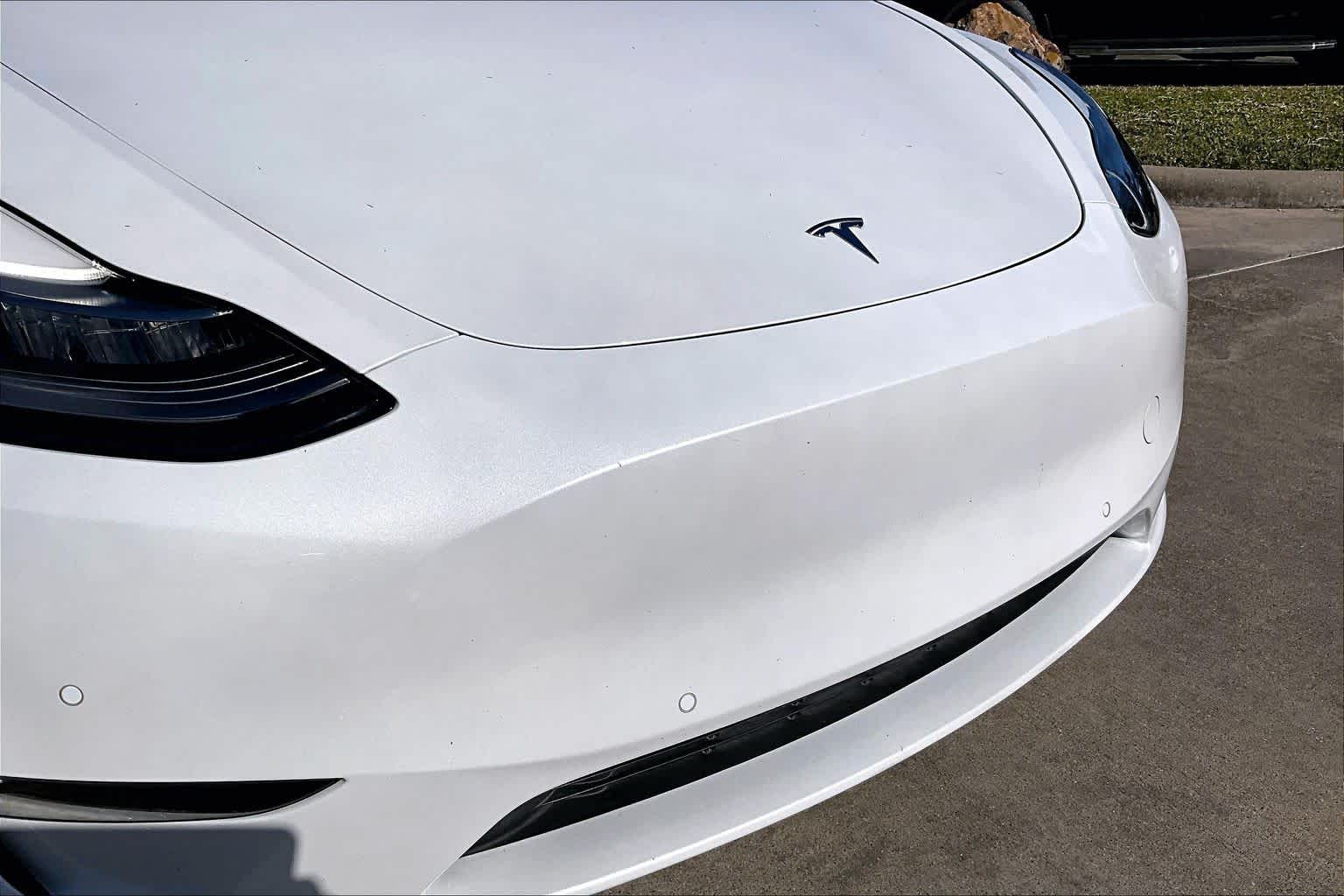 2022 Tesla Model Y Long Range Pearl White Multi-Coat at AutoNation USA Houston