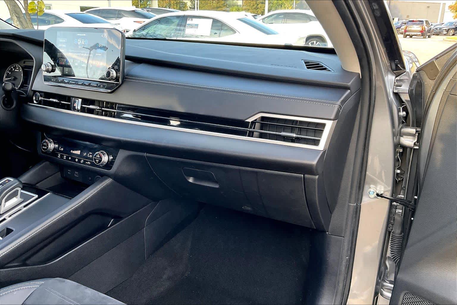 2022 Mitsubishi Outlander SE Mercury Gray Metallic at HGreg Houston