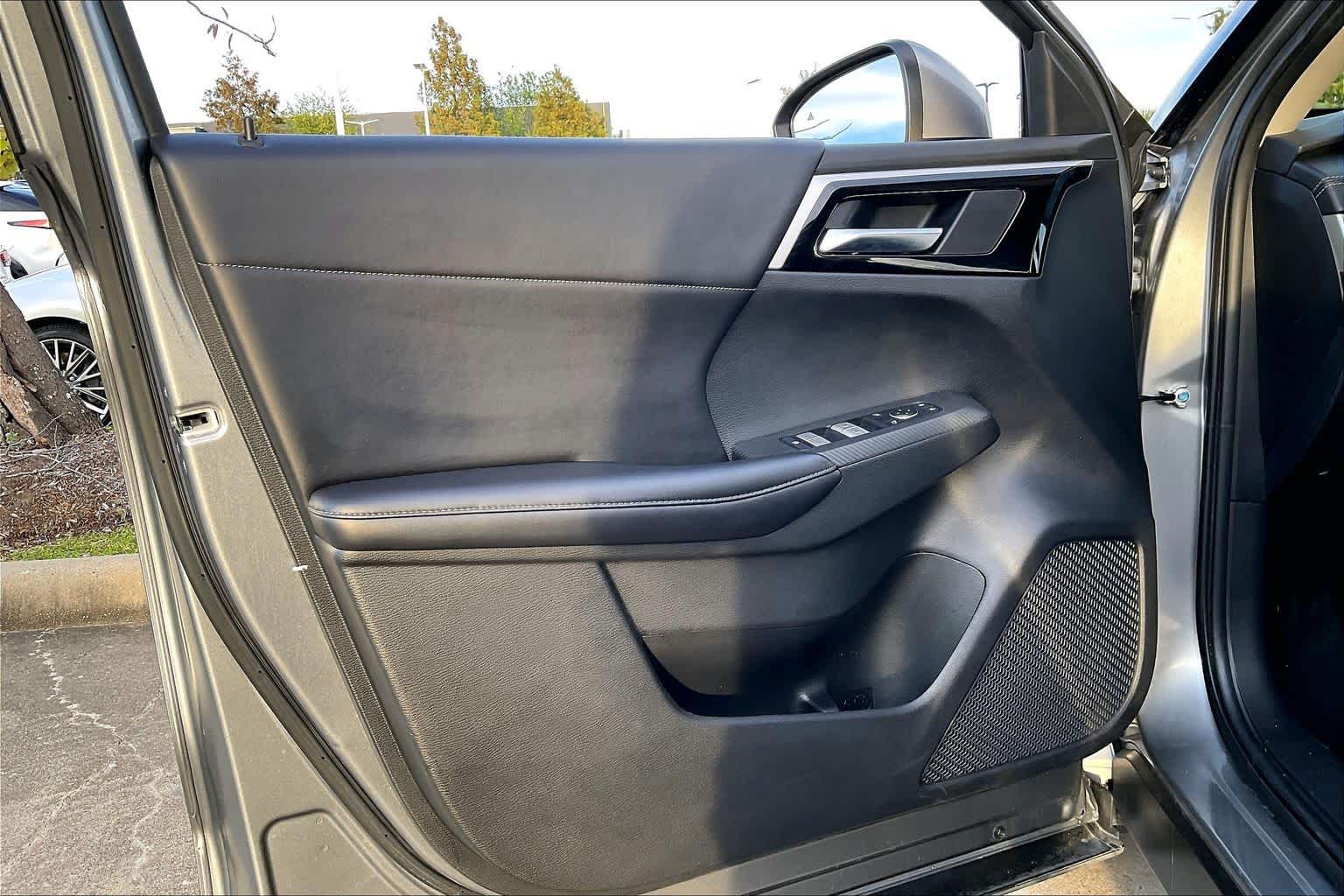 2022 Mitsubishi Outlander SE Mercury Gray Metallic at HGreg Houston