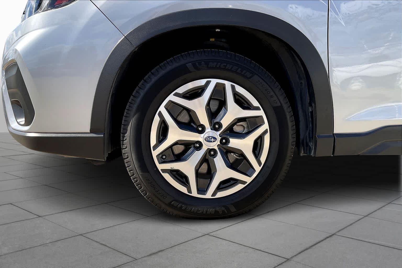 2021 Subaru Forester Premium Ice Silver Metallic at AutoNation USA Houston