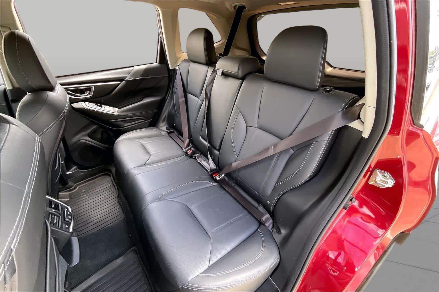 2019 Subaru Forester photo 20 of 34
